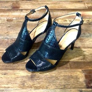 Antonio Melani, Black 3 1/2” Heels.